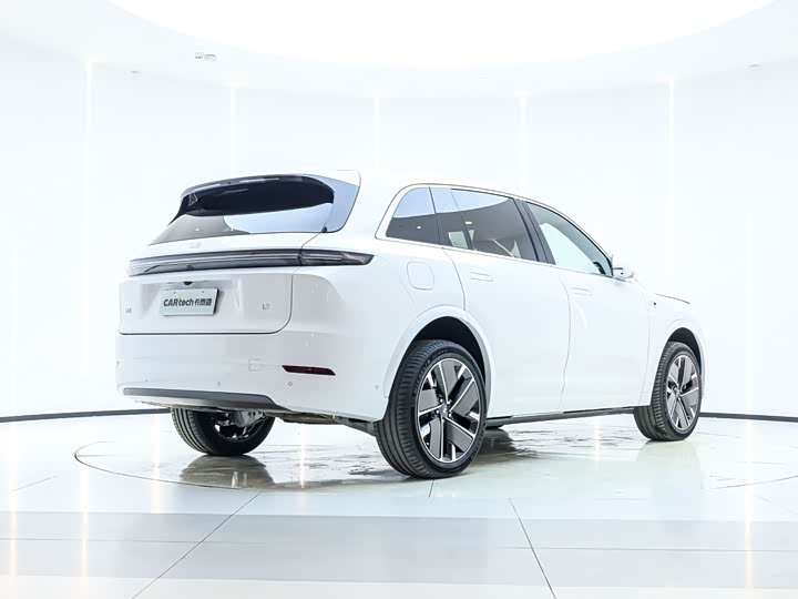 Фото 9 - LiXiang L7