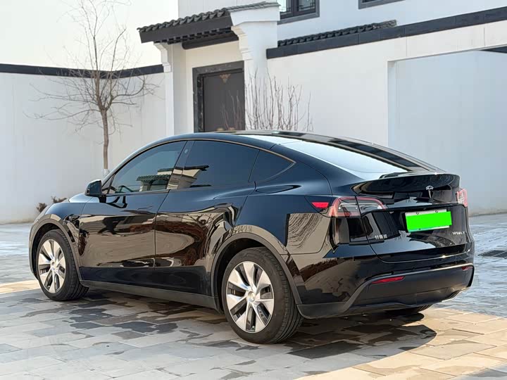 Фото 7 - Tesla Model Y