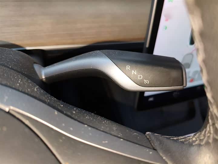 Фото 7 - Tesla Model 3