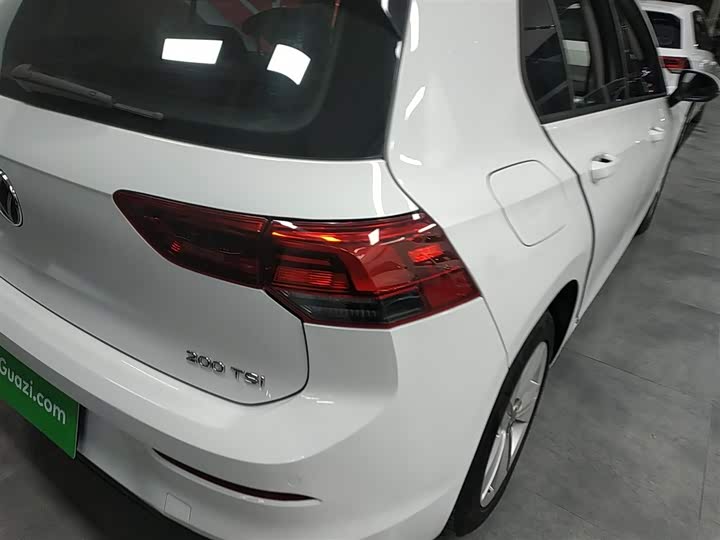 Фото 8 - Volkswagen Golf