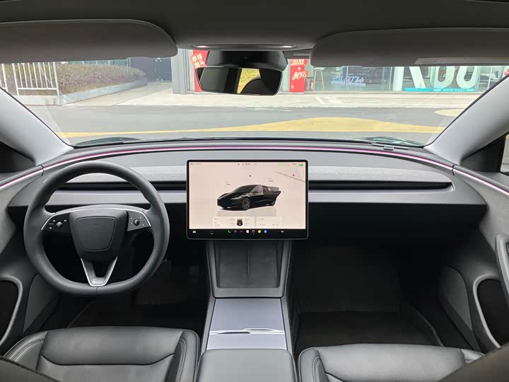 Фото 8 - Tesla Model 3