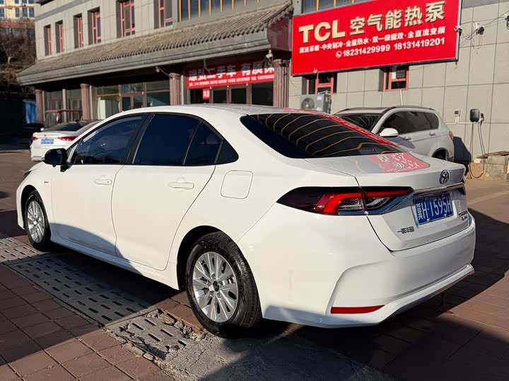 Фото 5 - Toyota Corolla