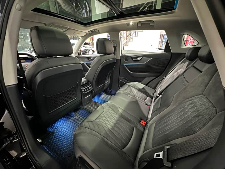 Фото 9 - Hongqi HS5