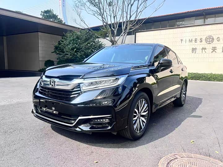 Фото 1 - Honda Avancier