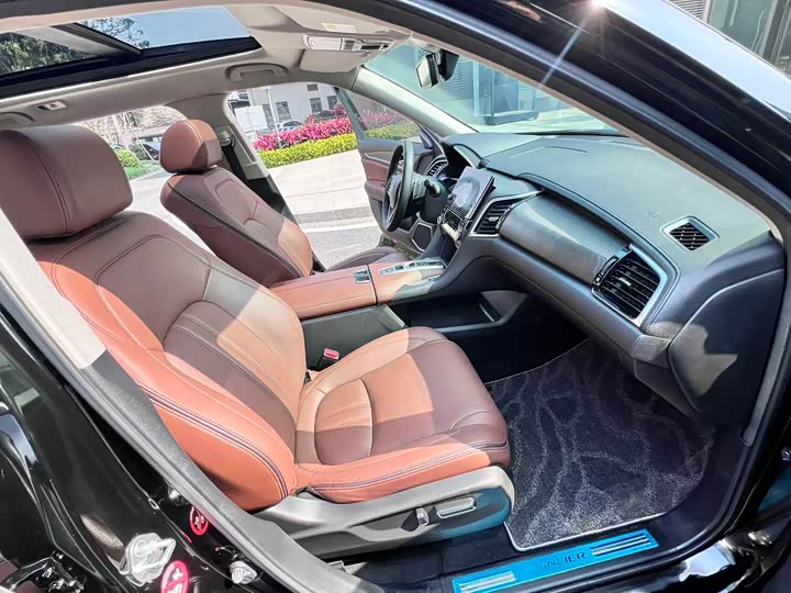 Фото 5 - Honda Avancier