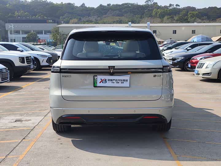 Фото 7 - Changan Deepal S09