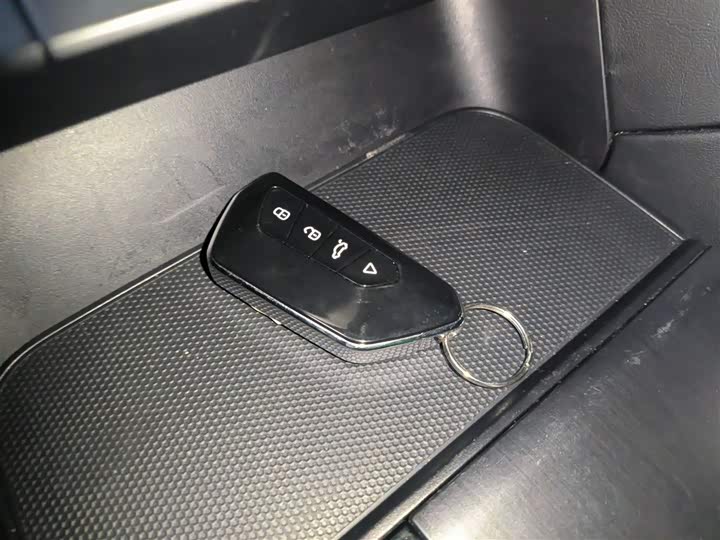 Фото 9 - MG Motor 6