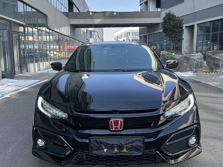 Фото 2 - Honda Civic