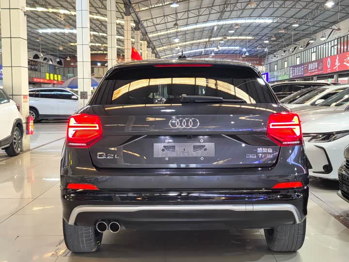 Фото 7 - Audi Q2L