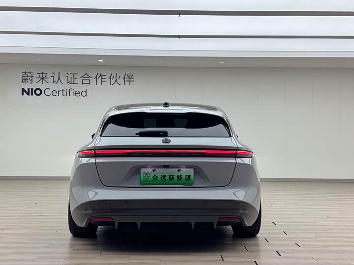 Фото 6 - Nio ET5T