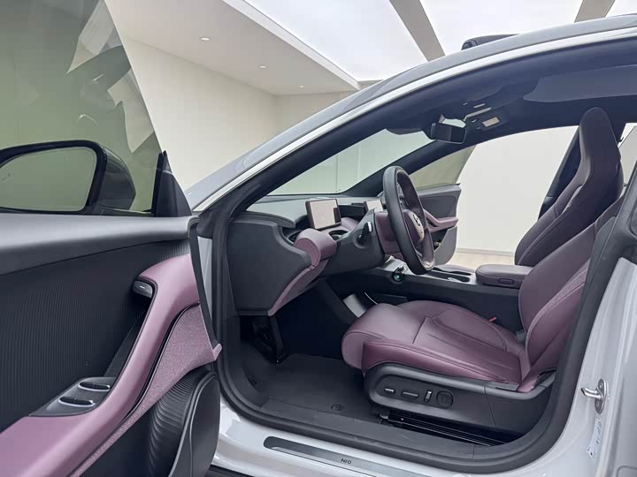 Фото 8 - Nio ET5T