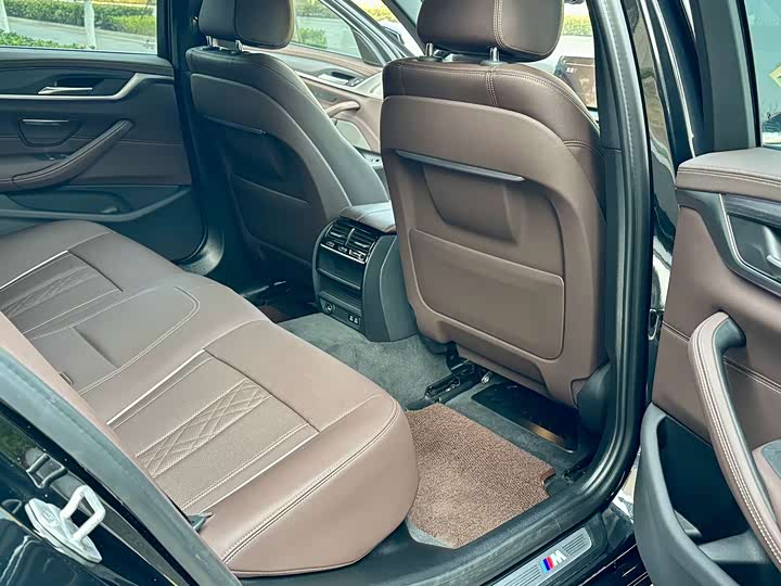 Фото 8 - BMW 5 Series