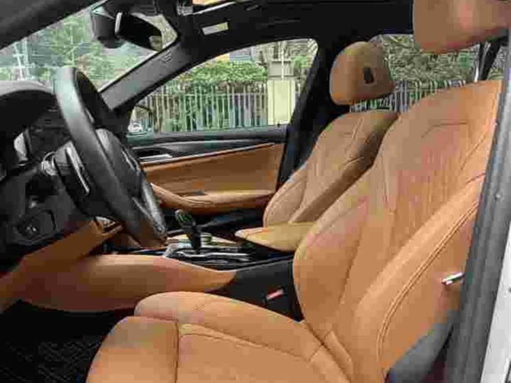 Фото 7 - BMW 5 Series