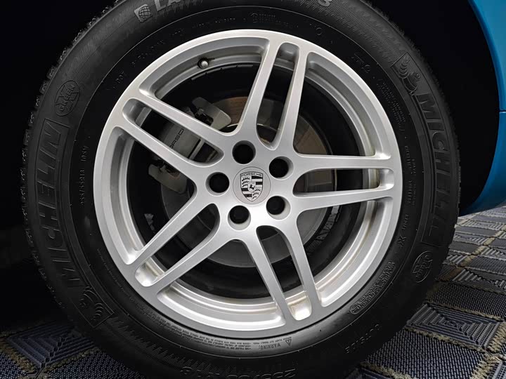 Фото 2 - Porsche Macan