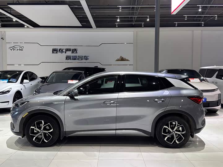 Фото 2 - BYD Yuan Plus