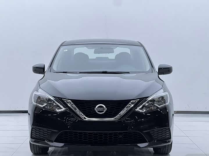 Фото 2 - Nissan Sylphy