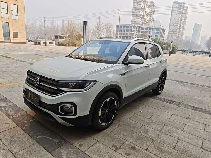 Фото 1 - Volkswagen Tacqua