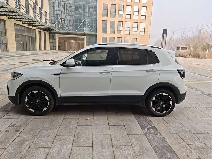 Фото 4 - Volkswagen Tacqua