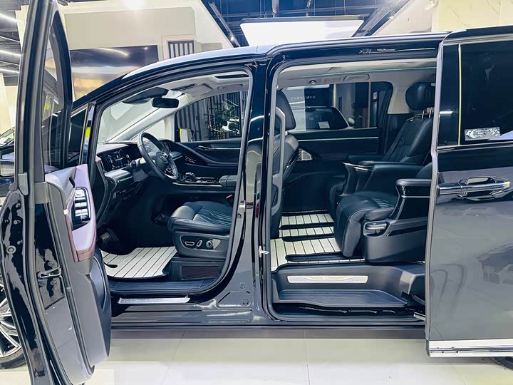 Фото 6 - GAC Trumpchi M8