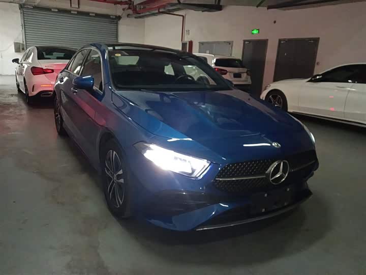 Фото 4 - Mercedes-Benz A-Class