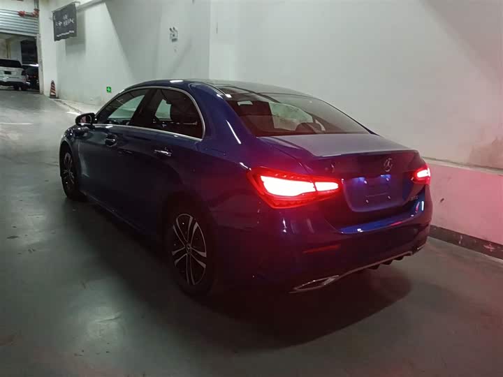 Фото 5 - Mercedes-Benz A-Class