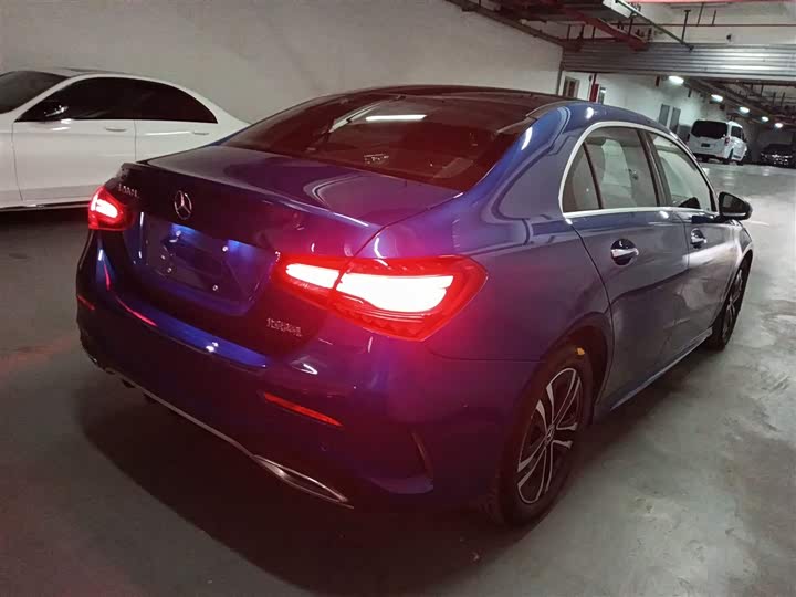 Фото 7 - Mercedes-Benz A-Class