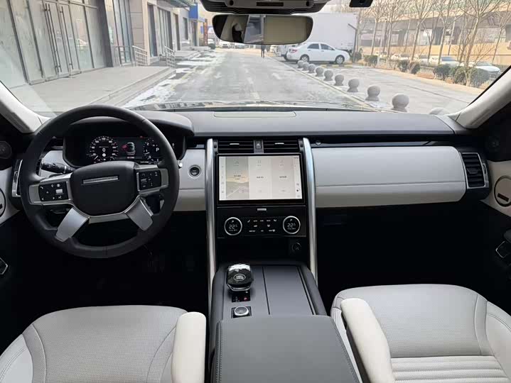 Фото 8 - Land Rover Discovery