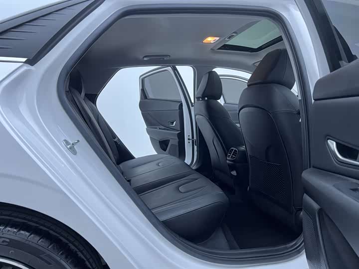 Фото 7 - Hyundai Elantra N line