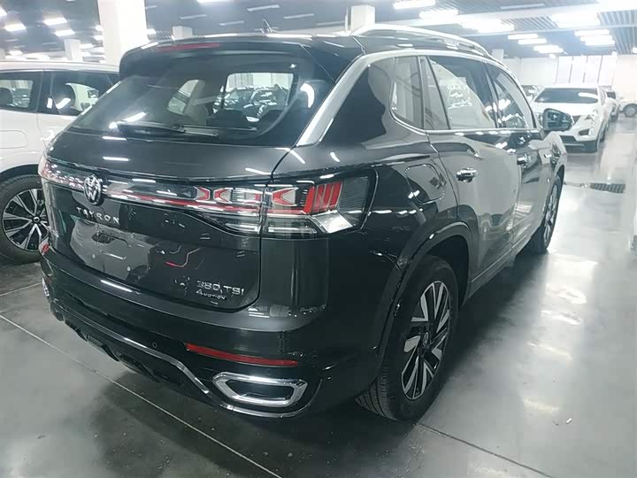 Фото 7 - Volkswagen Tayron