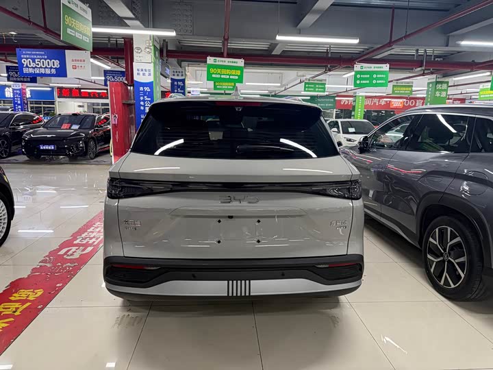 Фото 7 - BYD Sea Lion 05 DM-i Hybrid