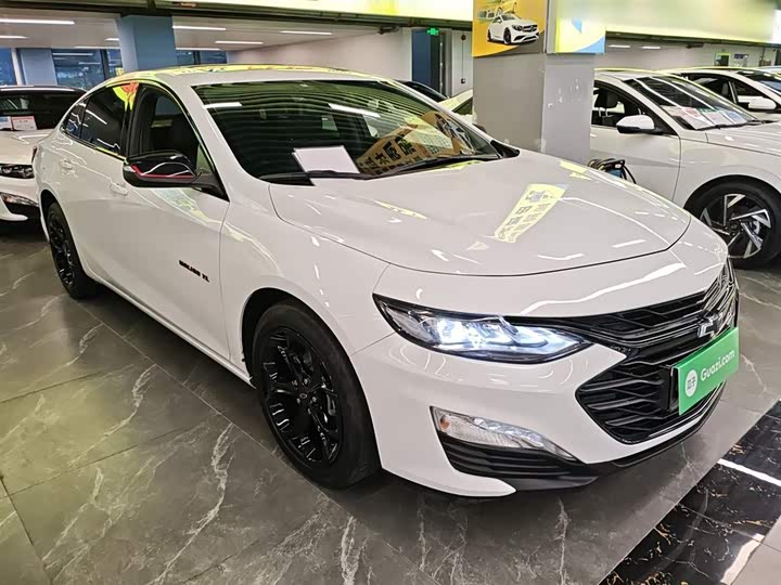 Фото 4 - Chevrolet Malibu XL