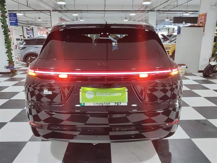 Фото 6 - LiXiang L7