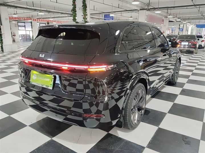 Фото 7 - LiXiang L7