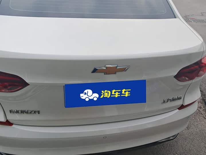 Фото 4 - Chevrolet Monza