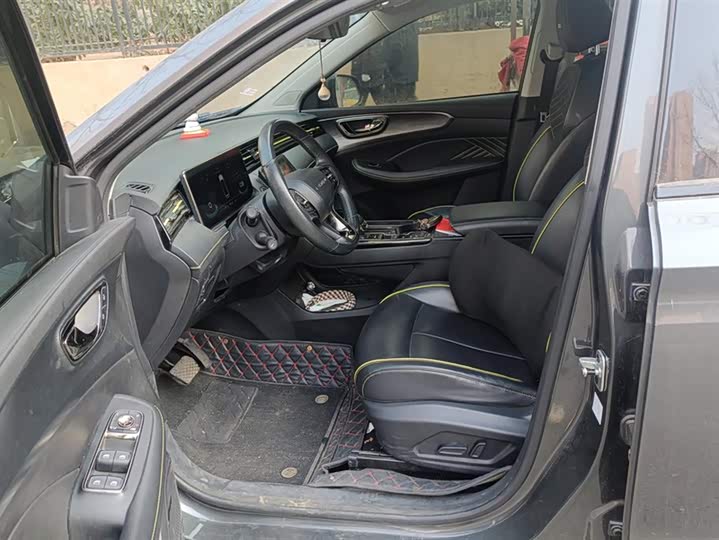 Фото 9 - Roewe RX5