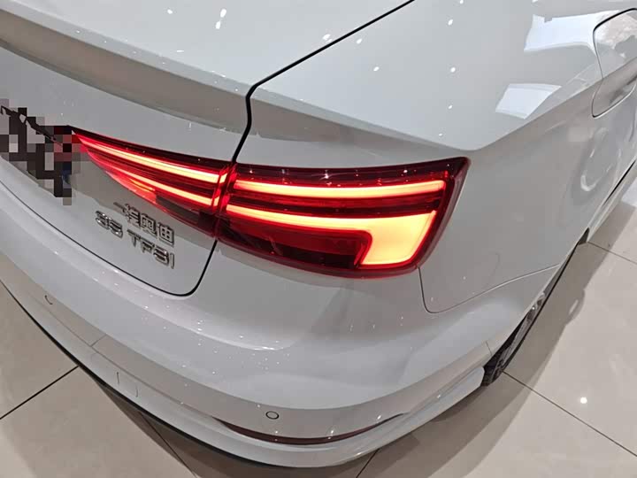 Фото 8 - Audi A3