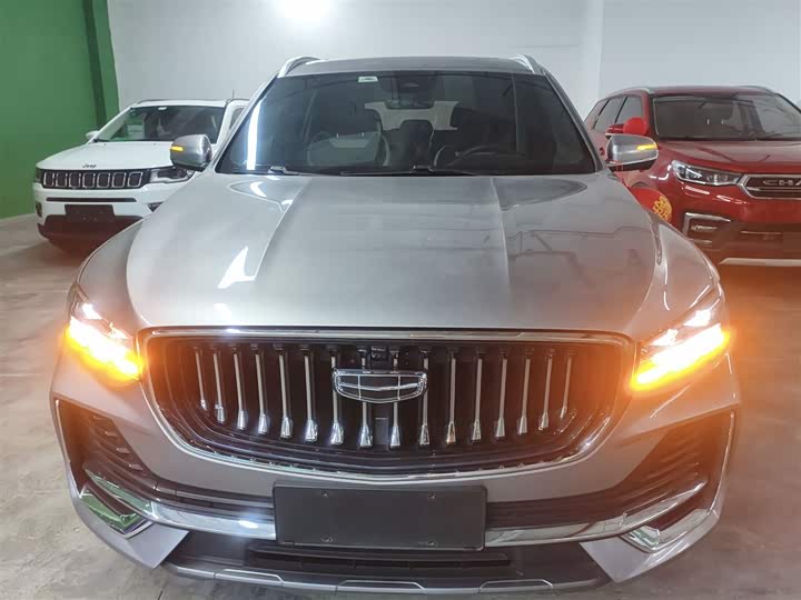 Фото 3 - Geely Monjaro