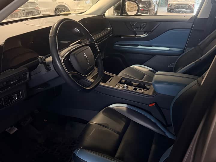 Фото 5 - Lincoln Corsair