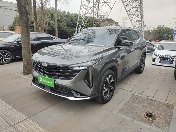 Фото 2 - Geely Atlas