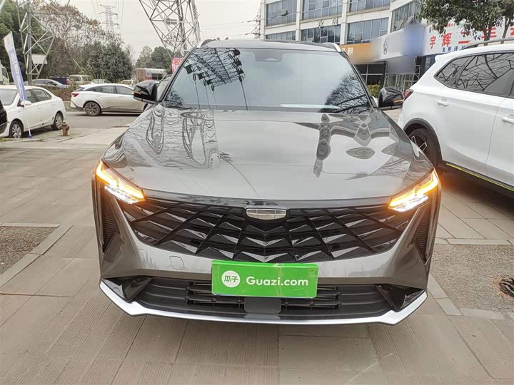 Фото 3 - Geely Atlas