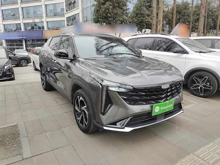 Фото 4 - Geely Atlas