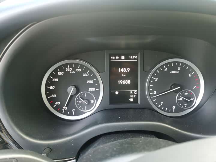 Фото 3 - Mercedes-Benz Vito