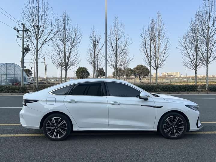 Фото 7 - Chery Arrizo 8