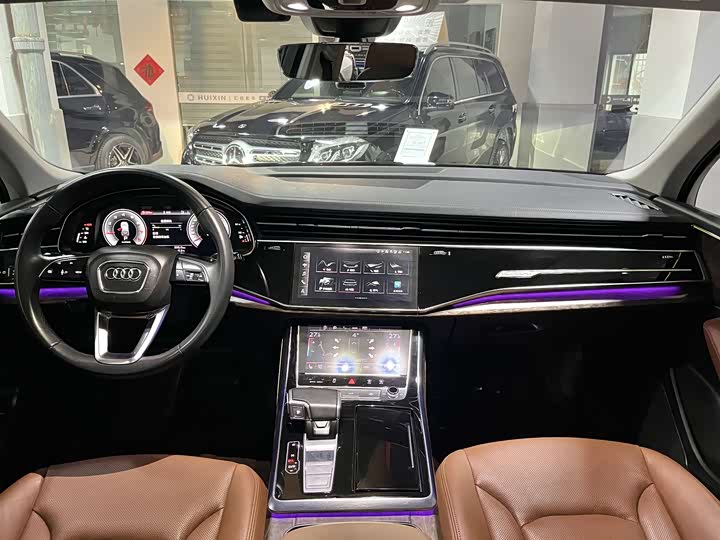 Фото 7 - Audi Q7