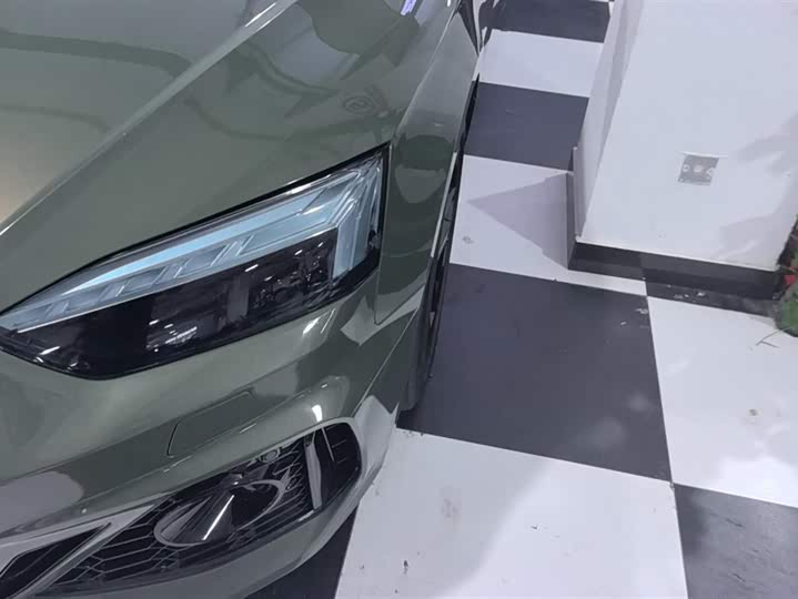 Фото 5 - Audi A5