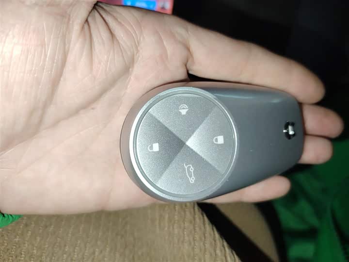 Фото 9 - Nio ES8