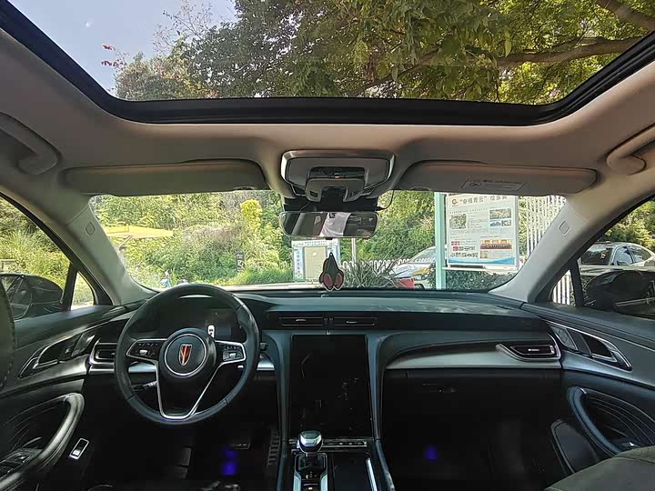 Фото 8 - Hongqi H5