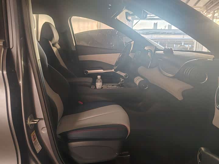 Фото 4 - BYD Yuan Plus