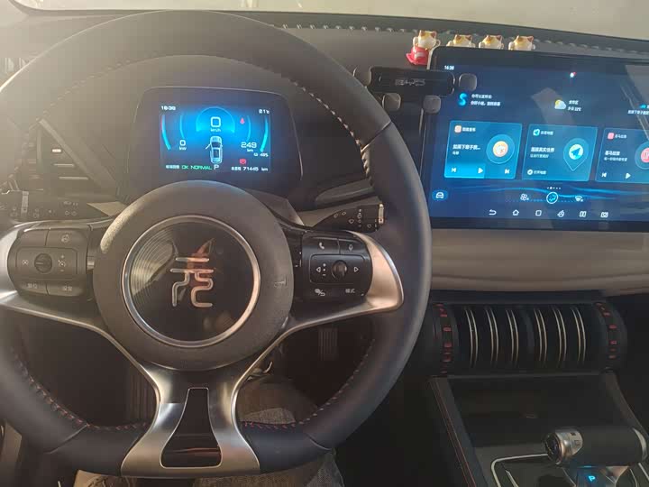 Фото 8 - BYD Yuan Plus