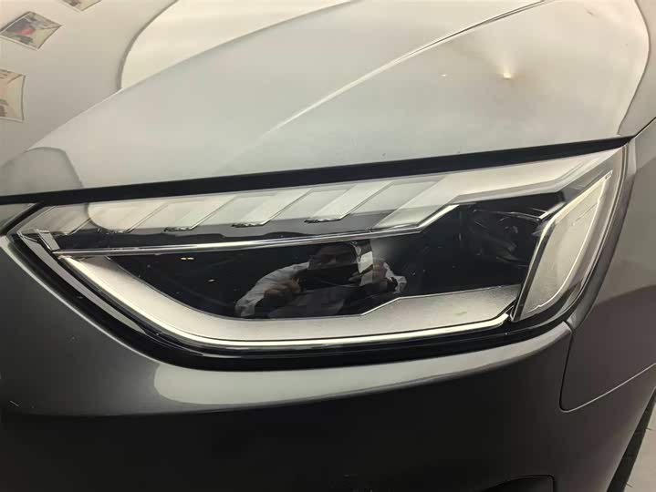 Фото 5 - Audi A4L